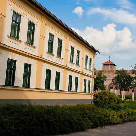 Hotel Elizabeth 4*