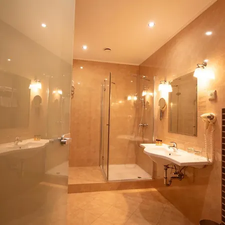 Hotel Elizabeth 4*
