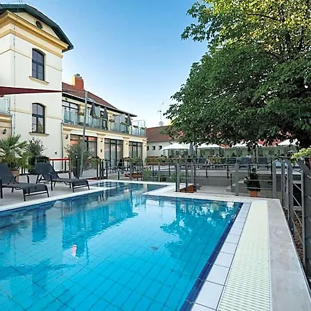 Elizabeth Hotel