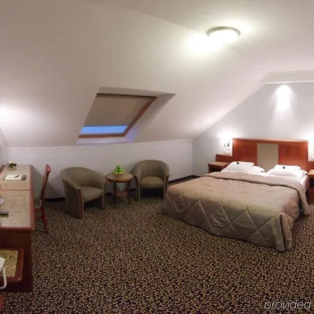Elizabeth Hotel 4*